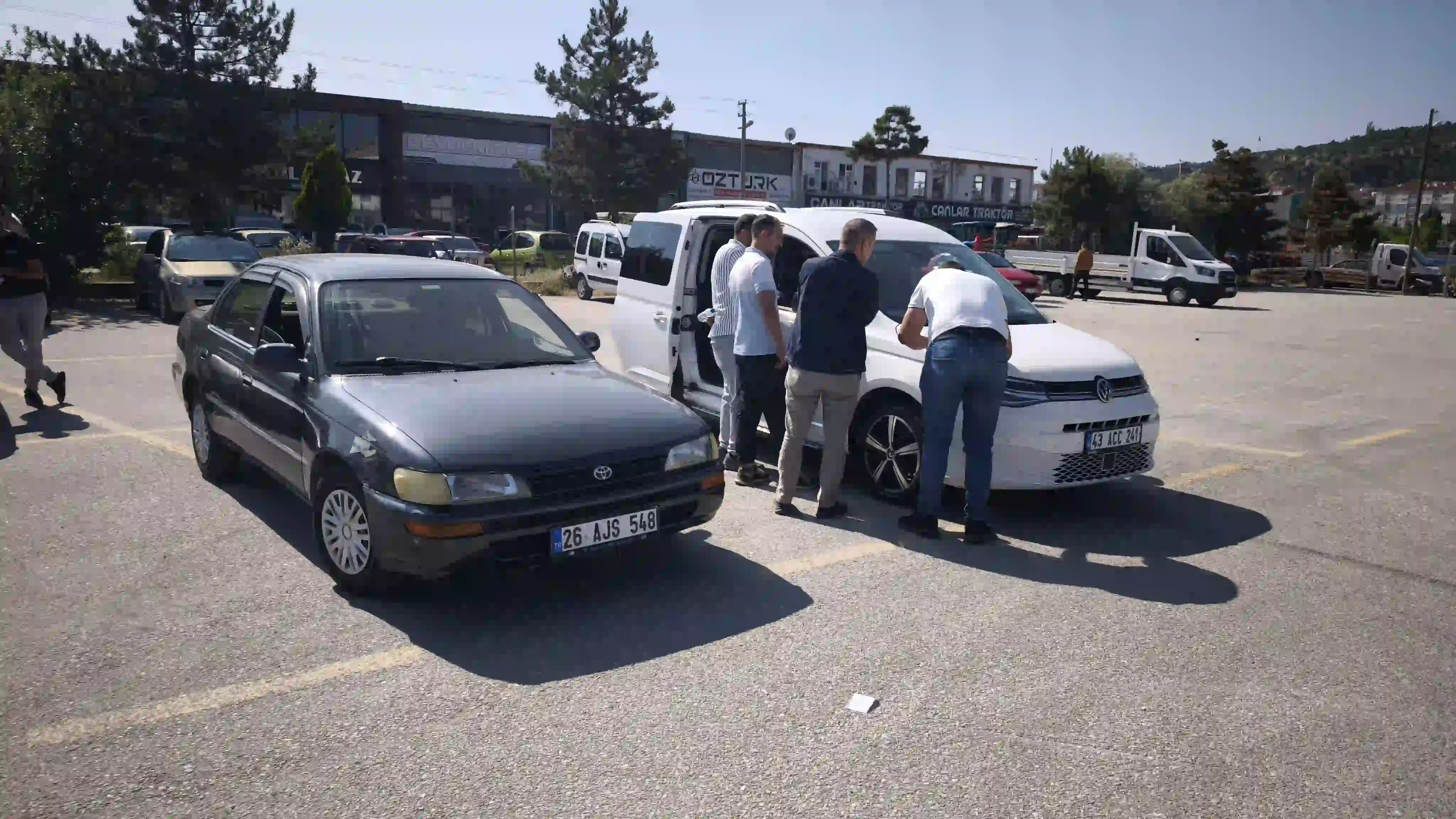 Kütahya 2. El Oto Pazarında Durgunluk Sürüyor 2