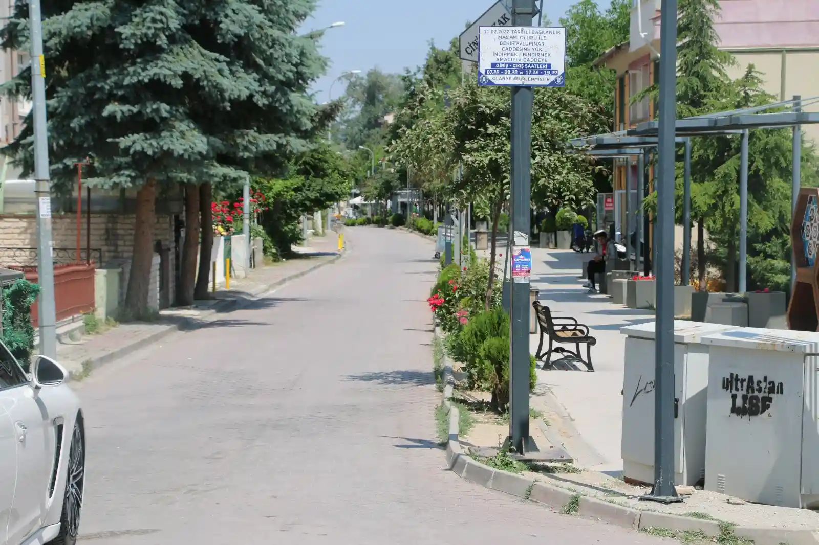 Kütahya Belediyesi Kafelerin Bulunduğu Caddeyi Barlar Sokağı Mı Yapacak (2)