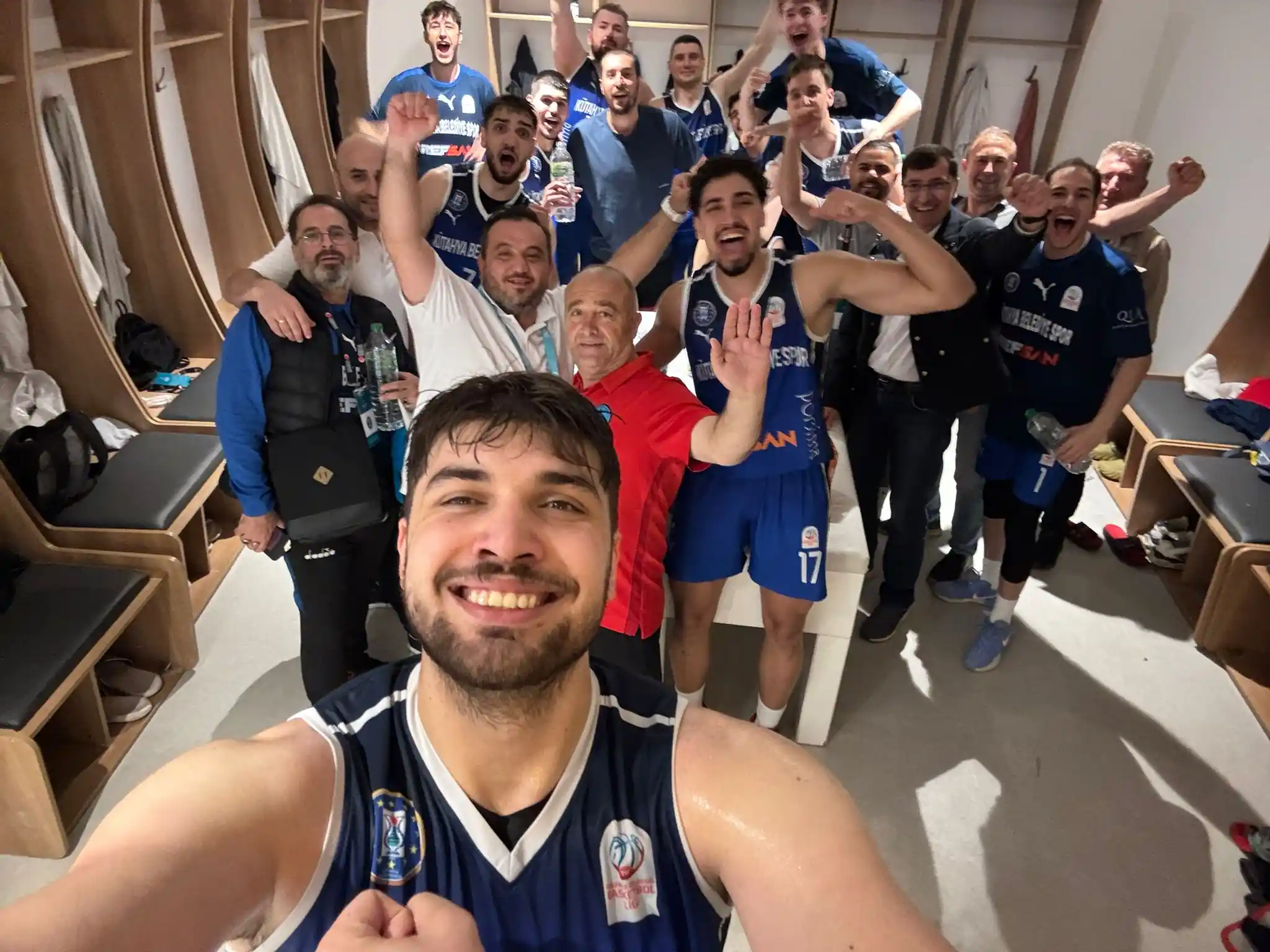 Kütahya Belediyespor Basketbolda Tarih Yazdı-1