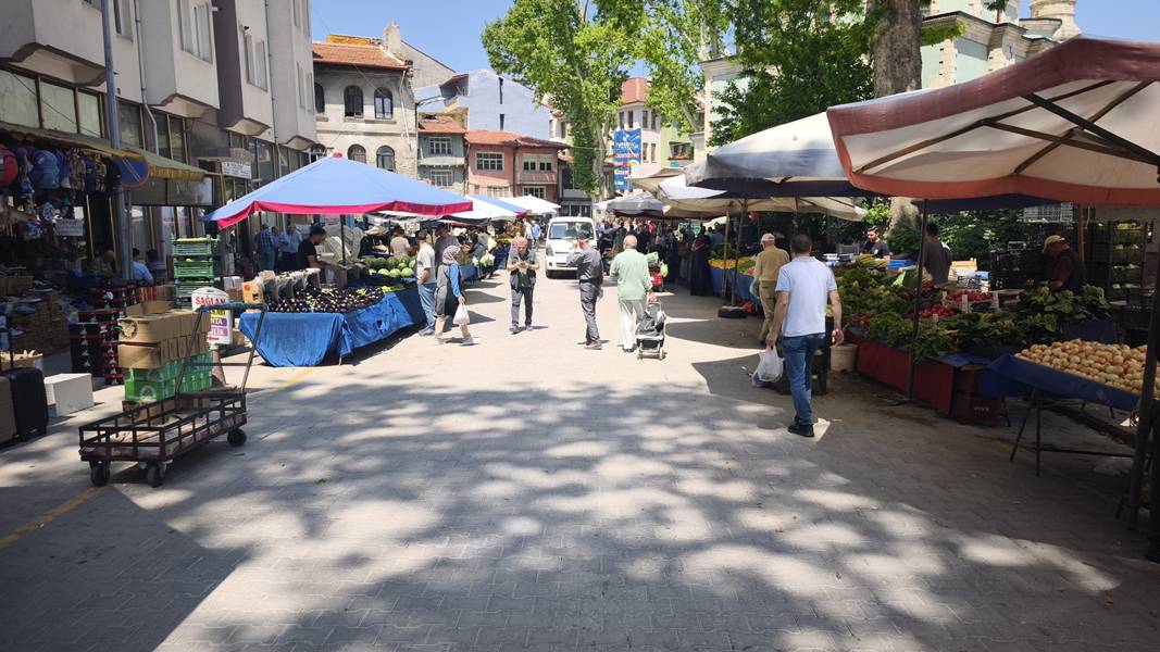 Kütahya Da Pazarcı Esnafından Pazaryeri Eylemi (5)