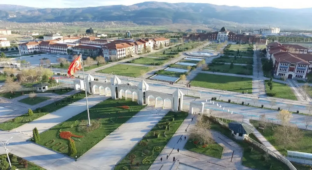 Kütahya Dpü’lü Akademisyene Altın Kalem Ödülü 1