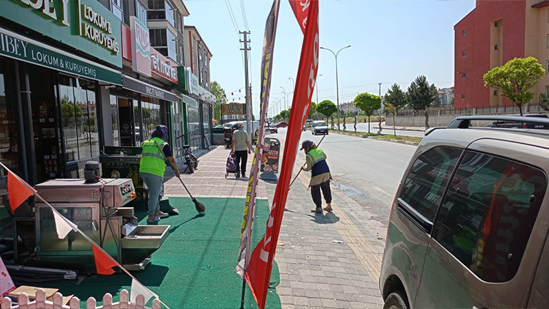 Kütahya Dumlupınar Mahallesi'nde Temizlik Çalışmaları Yapıldı (3)
