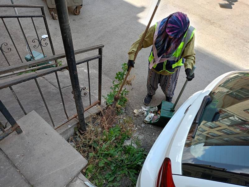 Kütahya Evliya Çelebi Mahallesi’nde Sokak Sokak Temizlik Seferberliği (1)