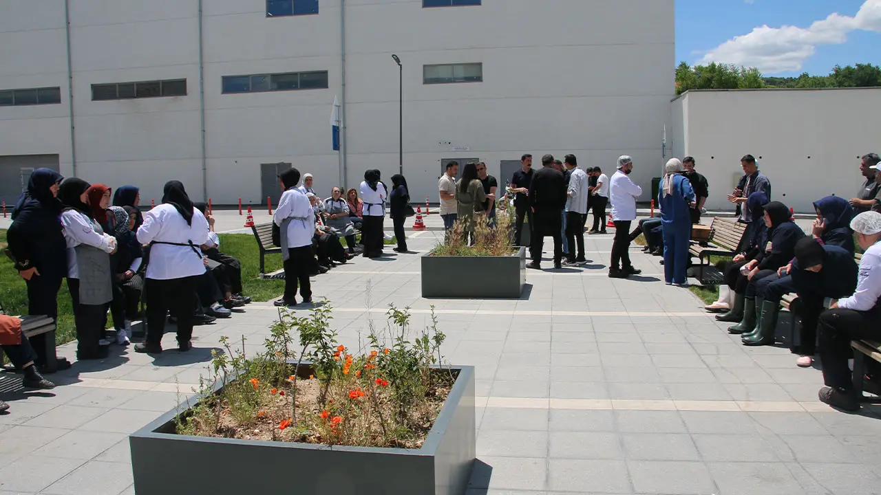 Kütahya Şehir Hastanesi Çalışanlarından “Maaş” Eylemi 2