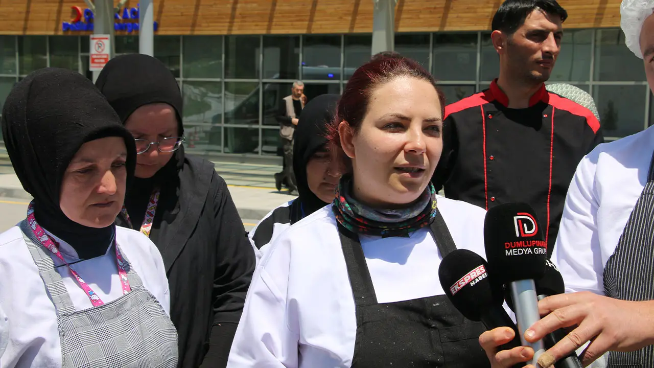 Kütahya Şehir Hastanesi Çalışanlarından “Maaş” Eylemi 4