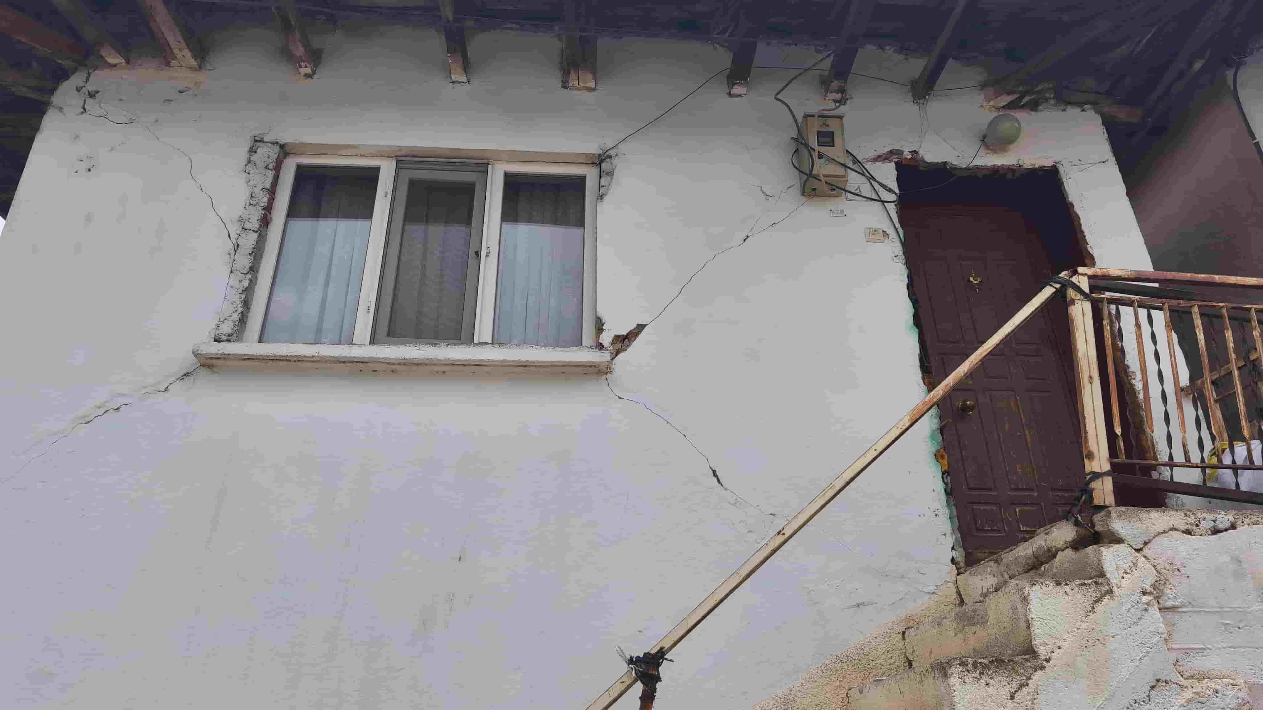 Kütahya Simav'da Son 1,5 Ayda Yaklaşık 1250 Sarsıntı Kaydedildi 1