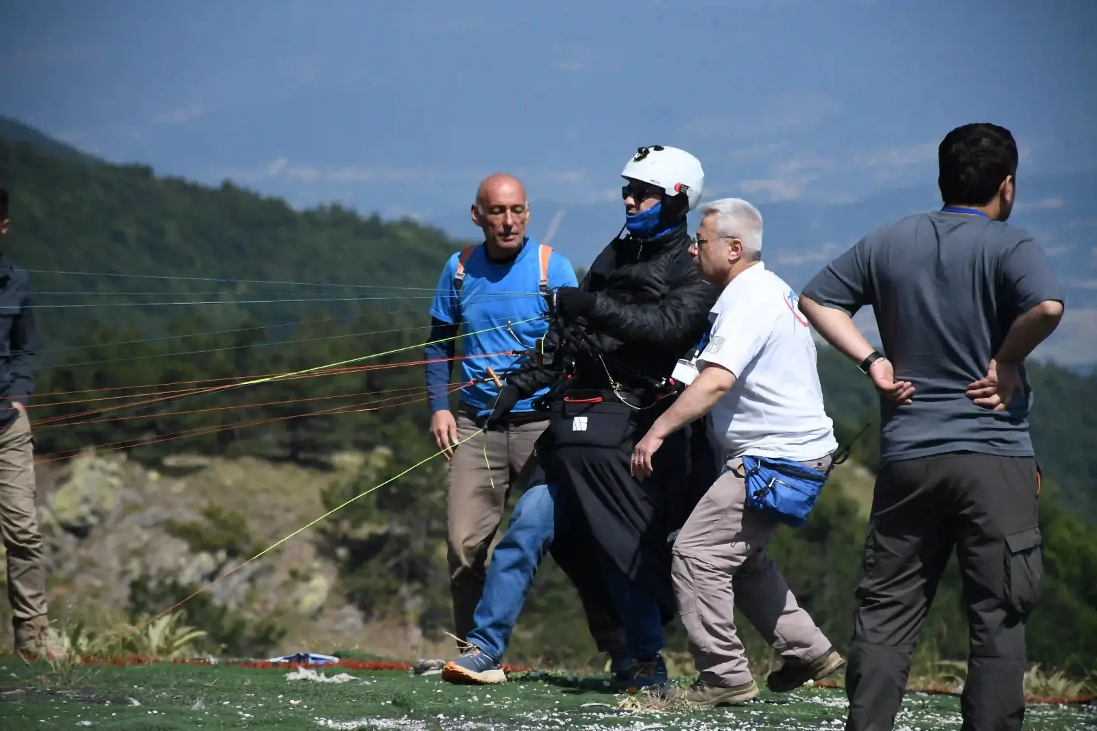 Kütahya Simav’da Yamaç Paraşütçüleri Buluştu