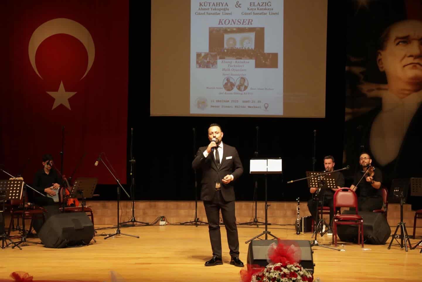 Kütahya Ve Elazığ Türküleri Söylendi, Halk Oyunları Oynandı 1