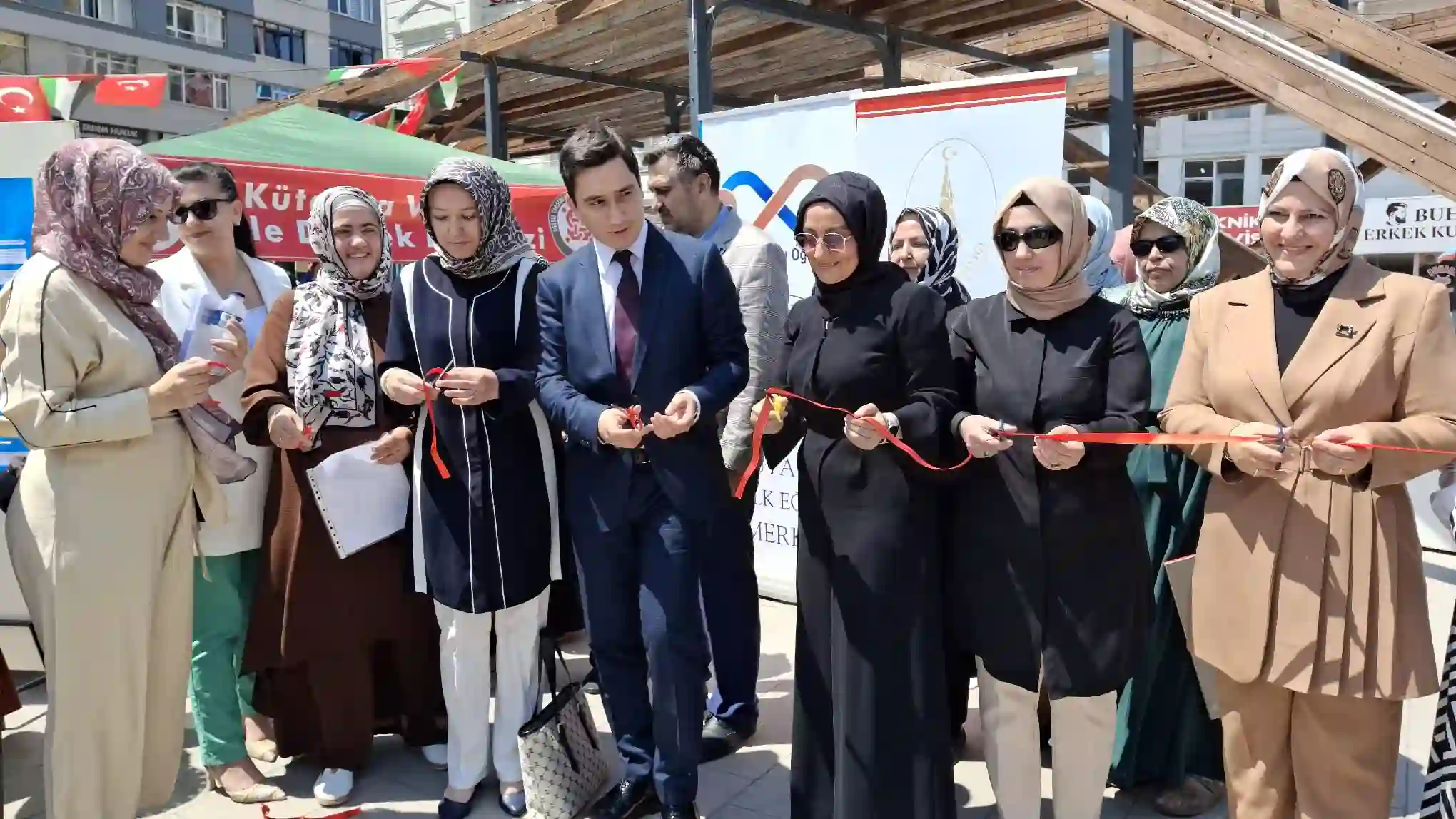 Kütahya’da Adem Kursiyerlerinden El Emeği Sergisi Açıldı (4)