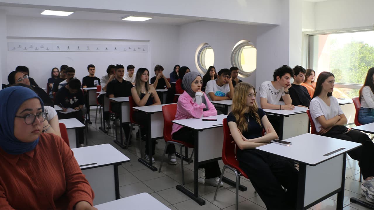 Kütahya’da Analitik Başarı Fen Bilimleri Kursu’nda Yangın Tatbikatı7