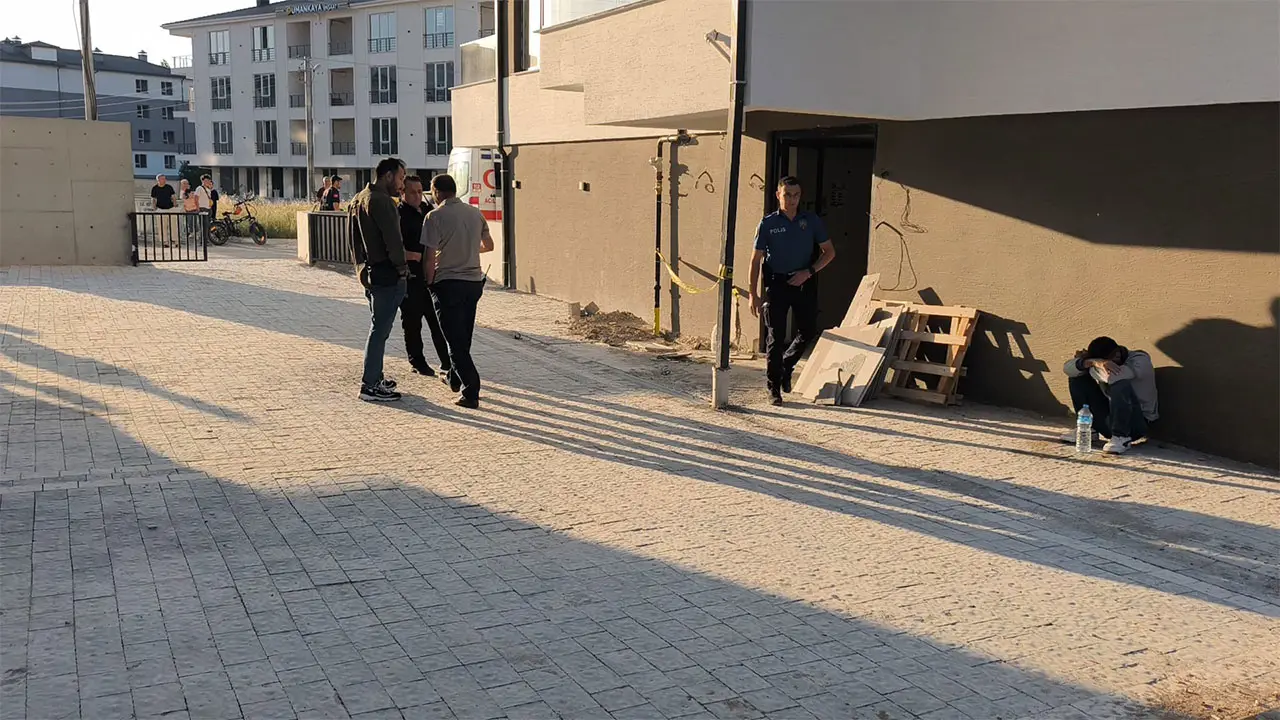 Kütahya’da Asansör Boşluğunda Ölüm3