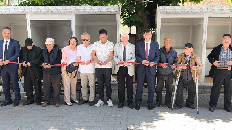 Kütahya’da Ayakkabı Boyacıları Yeni Yerine Taşındı (3)