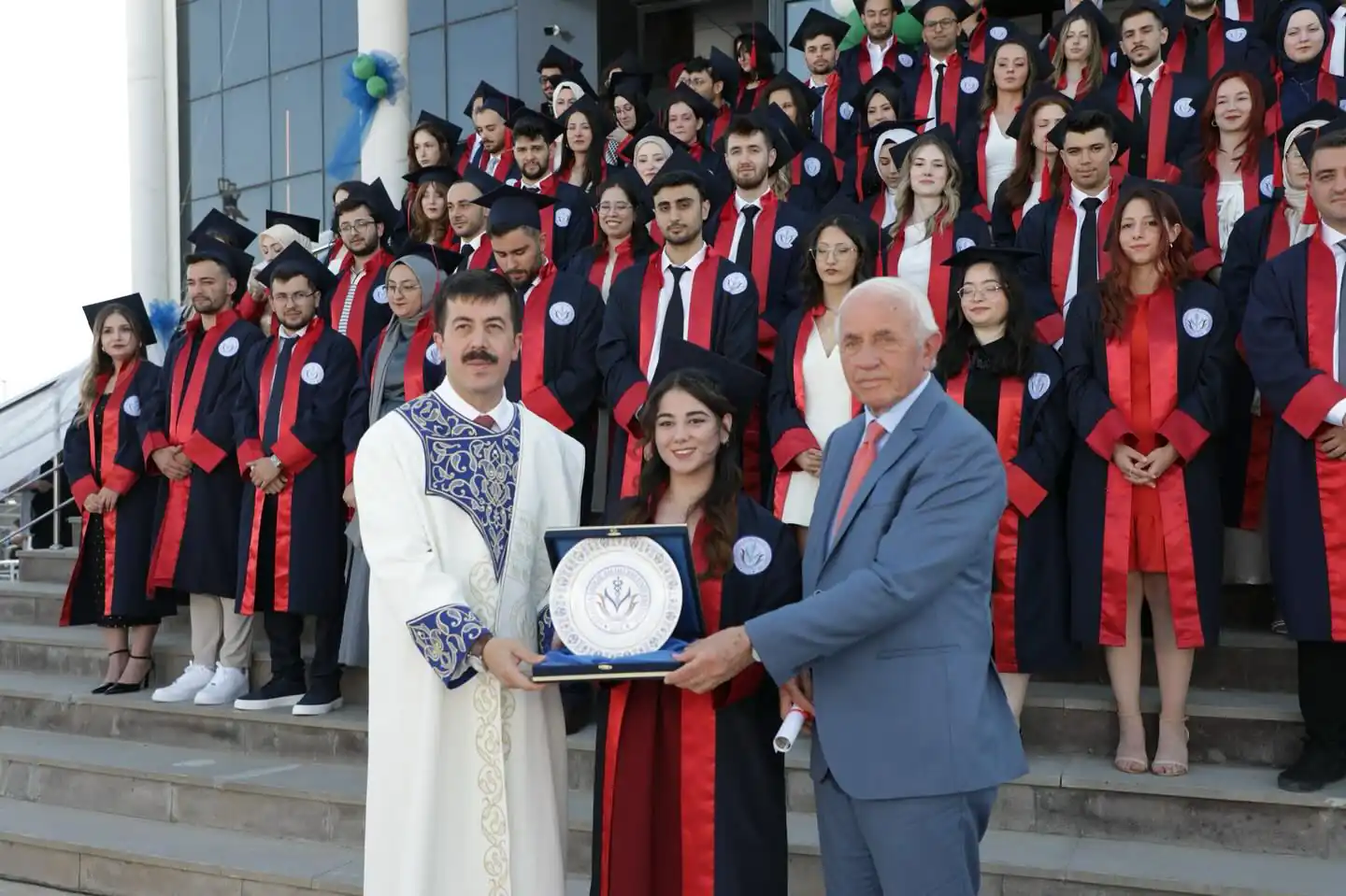 Kütahya’da Diş Hekimleri Mezuniyet Heyecanı Yaşadı 1