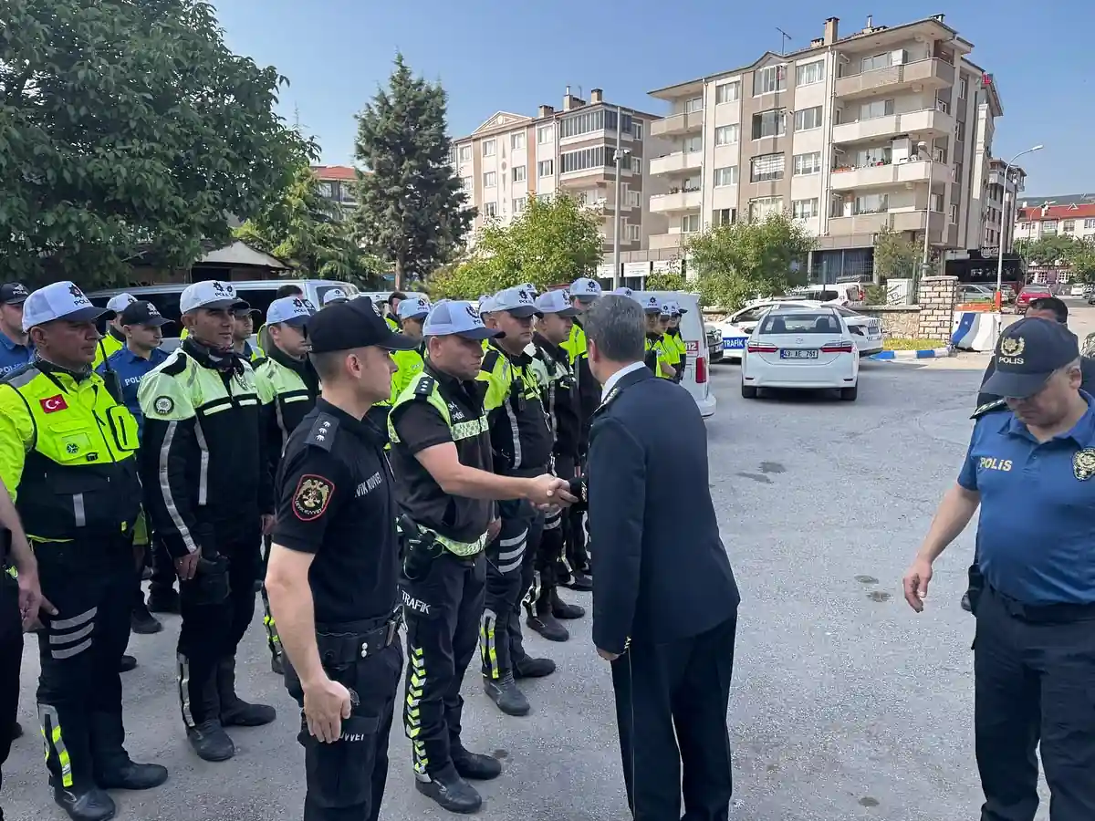 Kütahya'da Emniyet Müdürü Elbir, Personelle Bayramlaştı 1