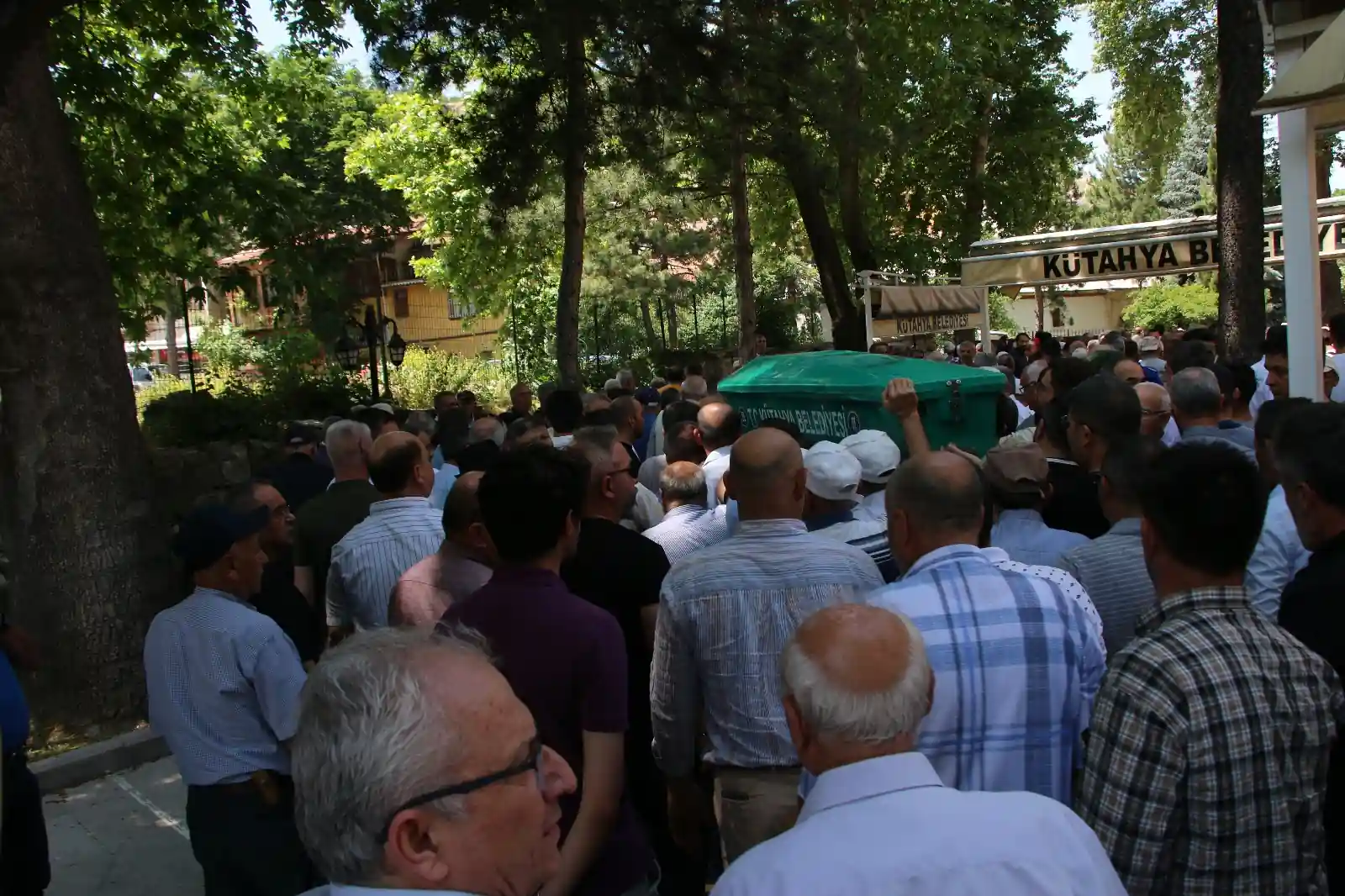 Kütahya’da Eski Belediye Başkanı Toprağa Verildi 2