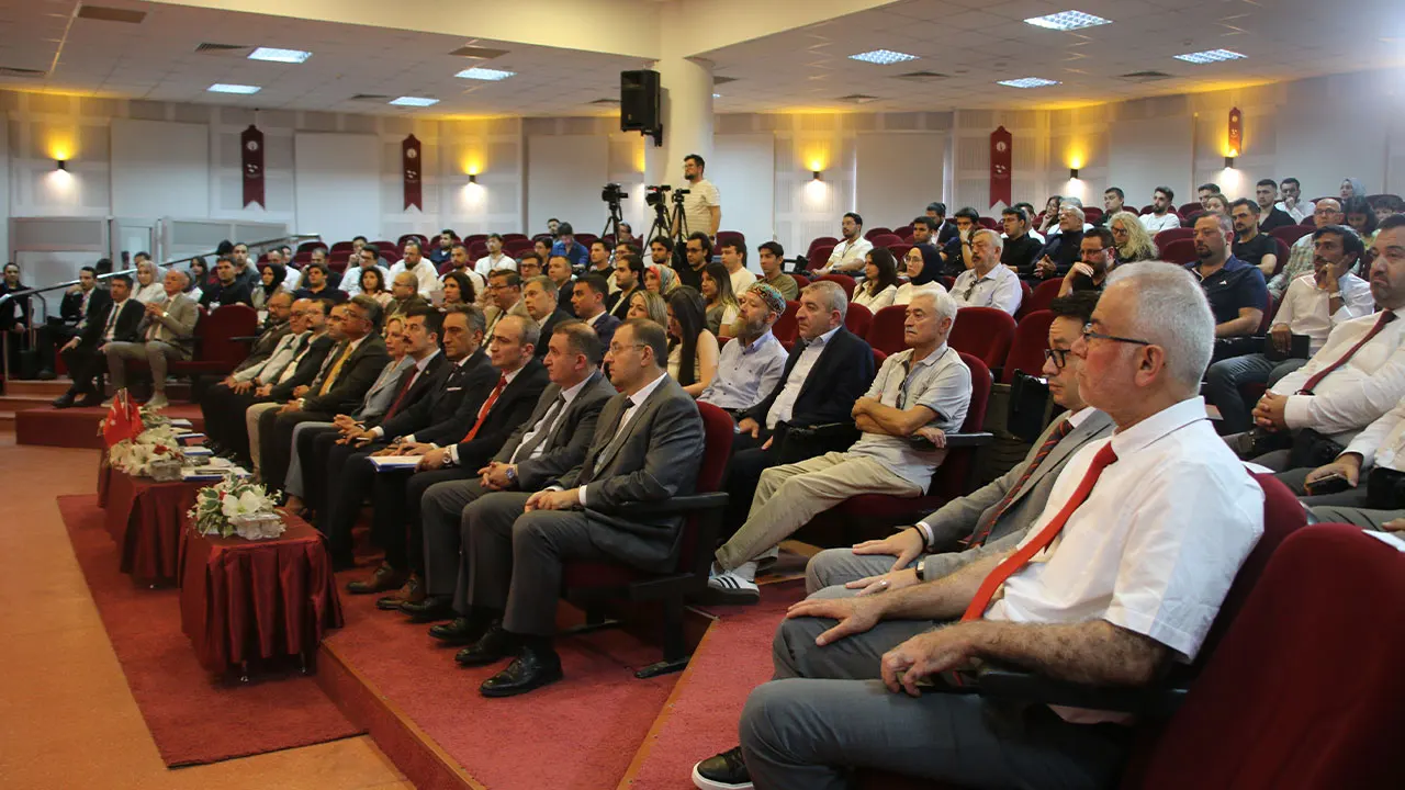 Kütahya’da Genç Girişimcilerin Projeleri Ödüllendirildi7