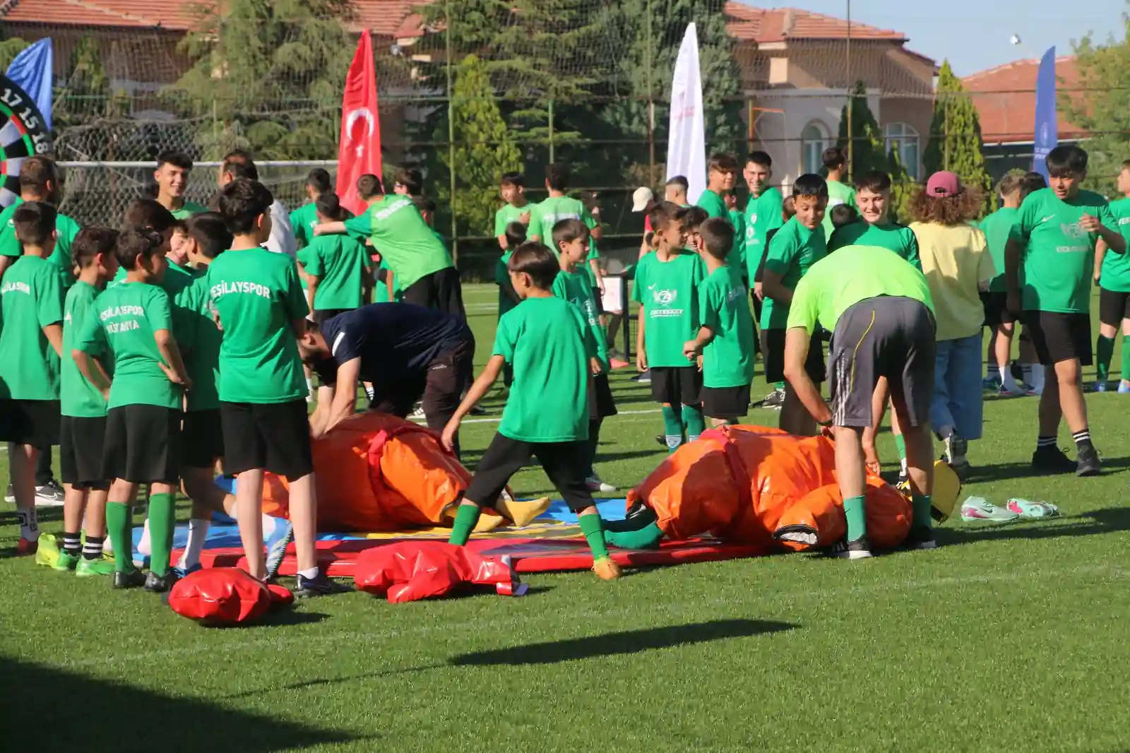 Kütahya’da Gençler Gönüllerince Eğlendi 2