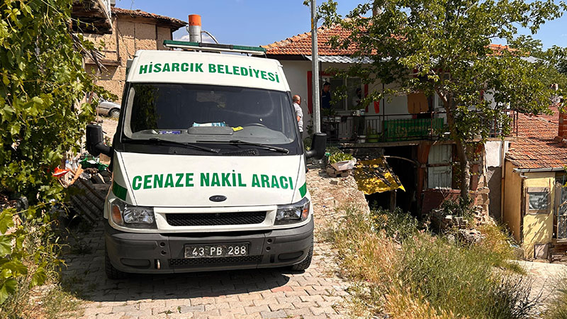 Kütahya'da Kadın Evinde Ölü Bulundu (3)