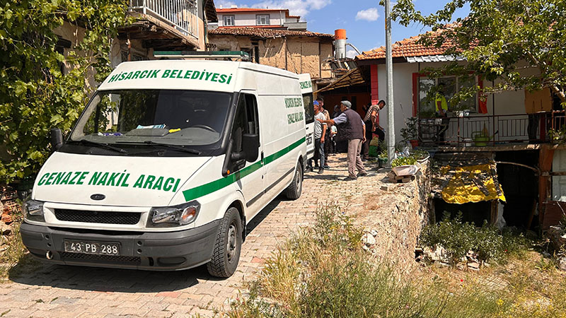 Kütahya'da Kadın Evinde Ölü Bulundu (4)