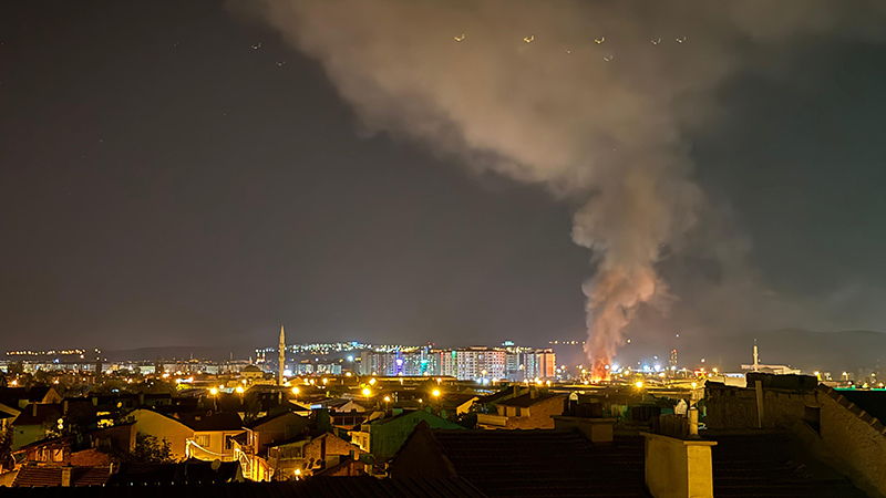 Kütahya’da Keresteciler Sitesinde Yangın (3)