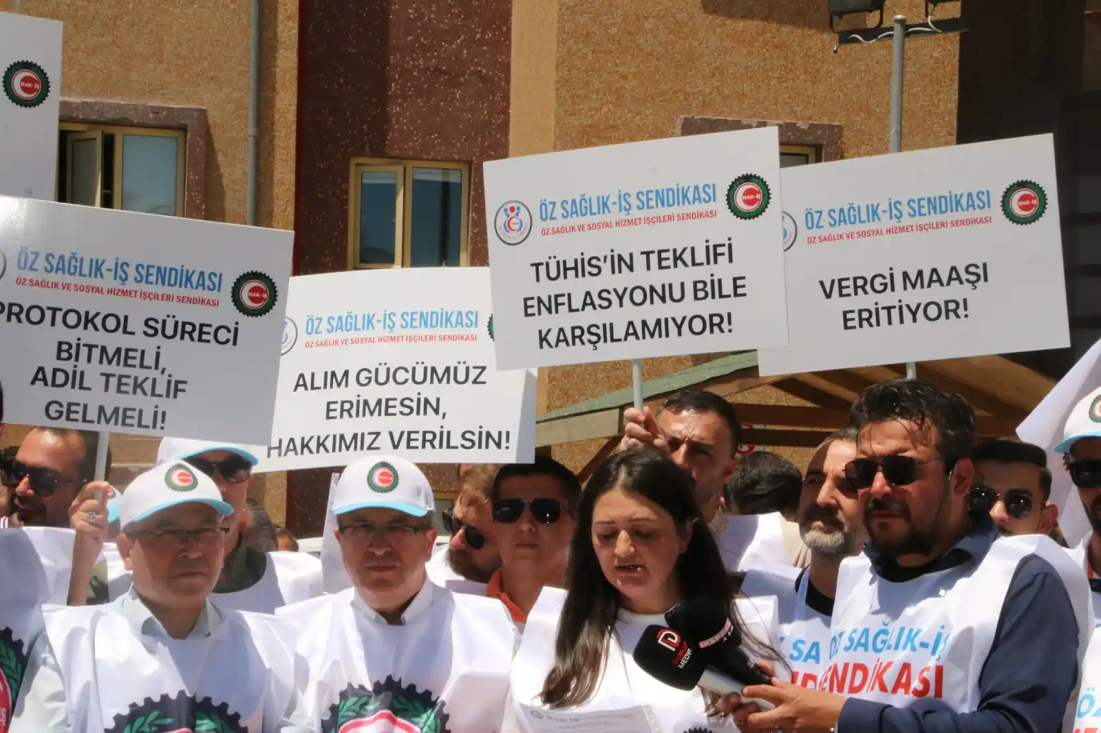 Kütahya’da Sağlık Çalışanları Zam Teklifini Kabul Etmedi (1)