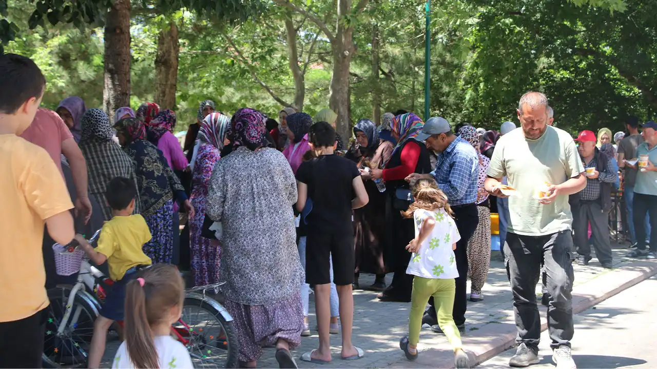 Kütahya’da Vatandaşlar Yağmur Duasında Buluştu4