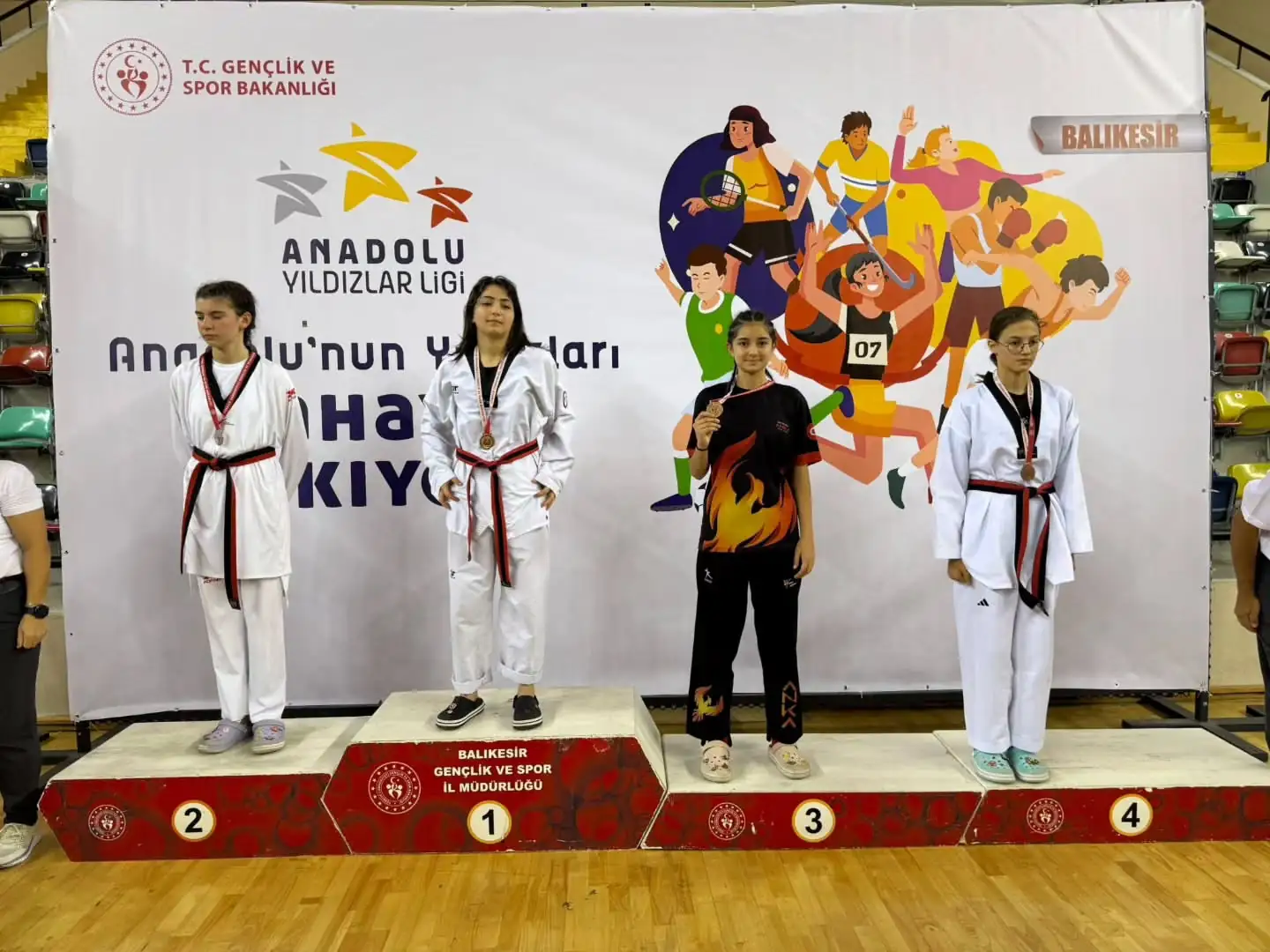 Kütahyalı Tekvandocular Türkiye Üçüncüsü