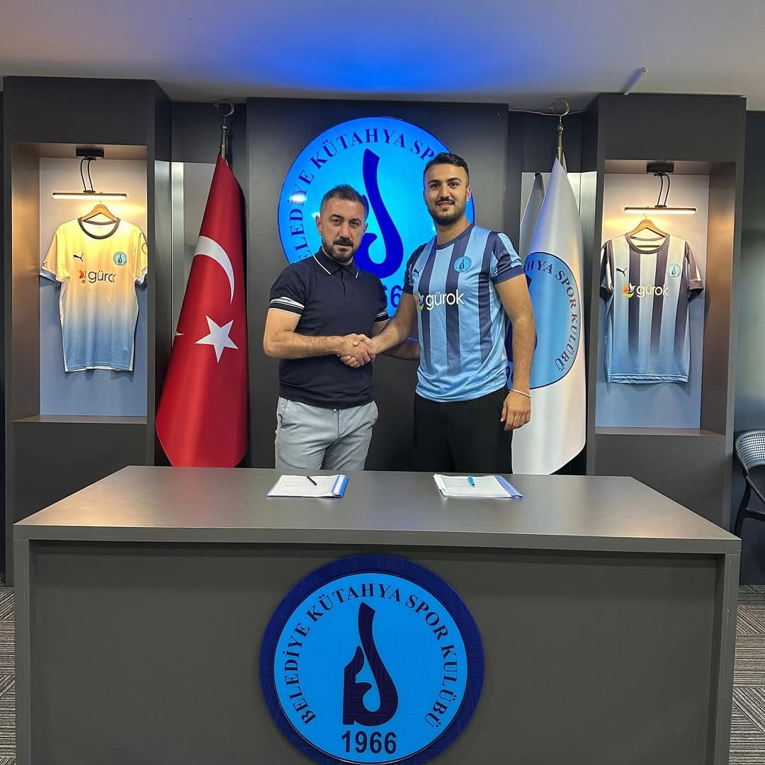 Kütahyaspor’da Iki Isim Takımda Kaldı 1