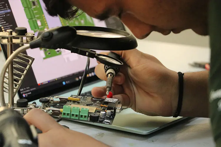 Liseliler “Çeti̇n 03” Roketiyle Bilim Yarışmasında Öne Çıkıyor1