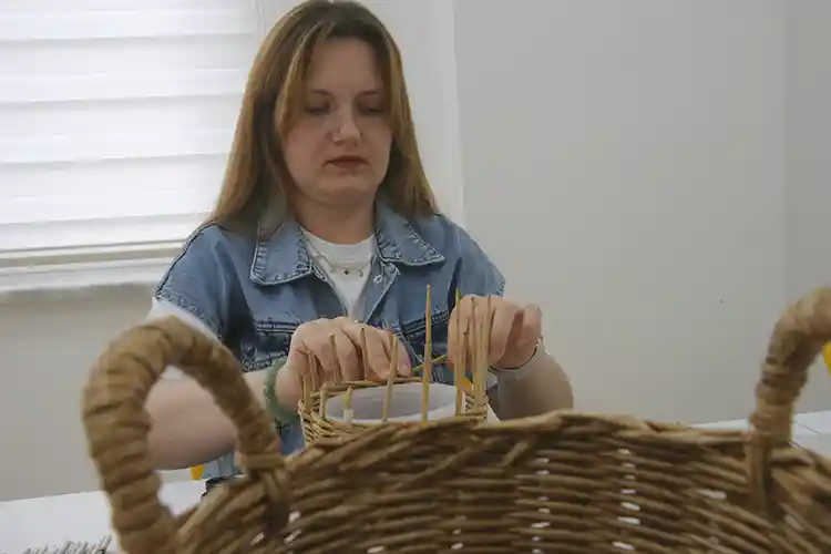 Sepet Örme Sanatıyla Hem Doğayı Koruyor Hem Gelir Elde Ediyor1