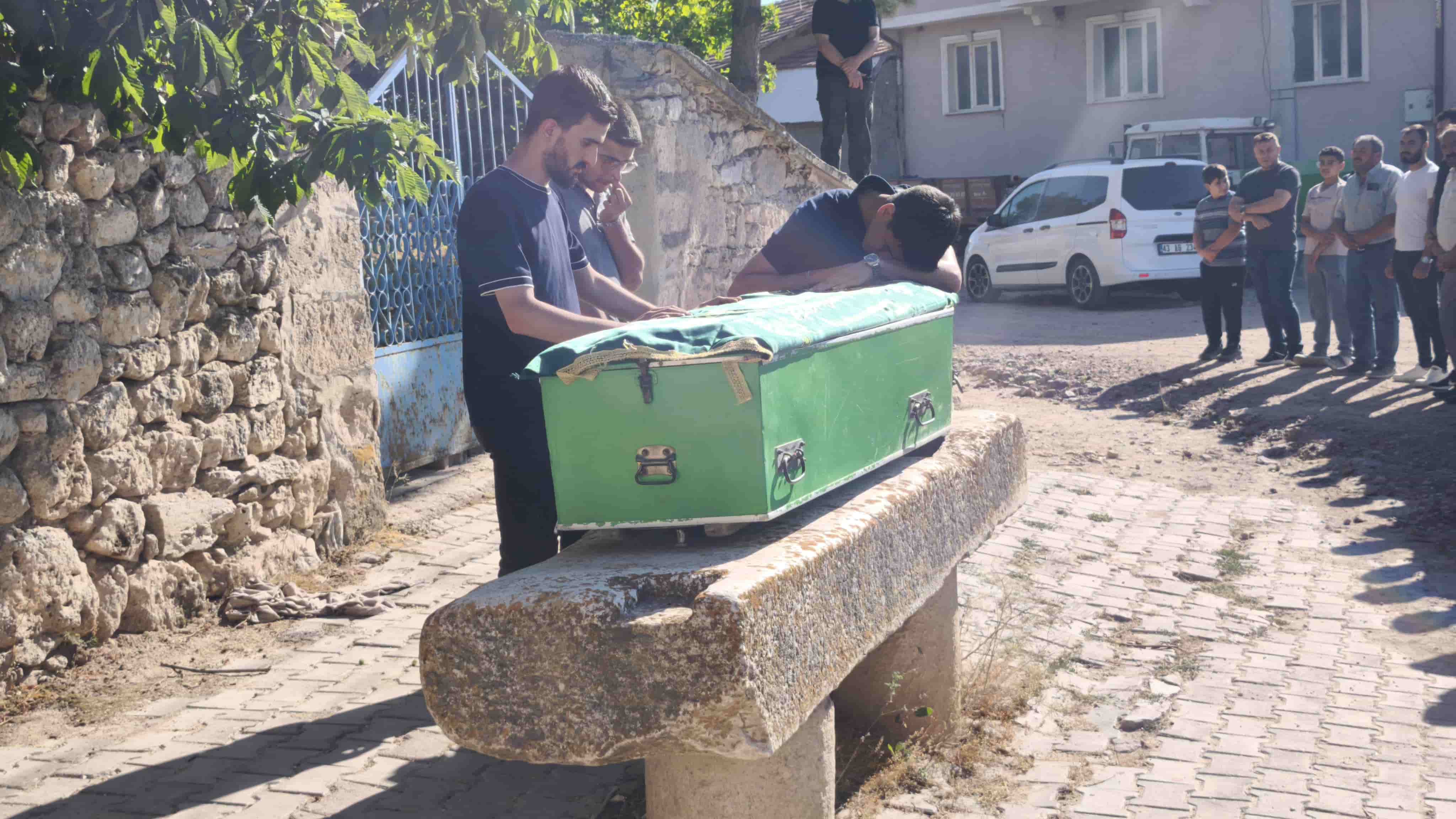 Tüpçüdeki Patlamada Hayatını Kaybetmişti 2