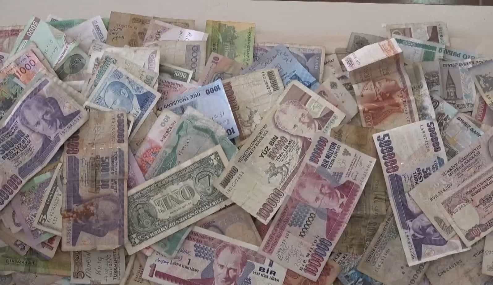 Dededen Toruna,Para Koleksiyonuyla Nostalji Yaşatıyor2