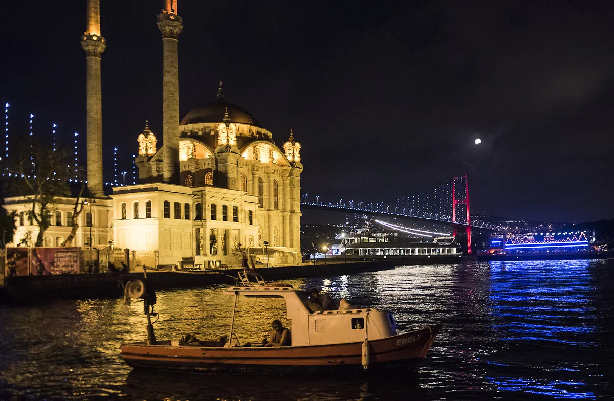 İstanbul’da Gece Yapılacak En Keyifli 5 Aktivite2