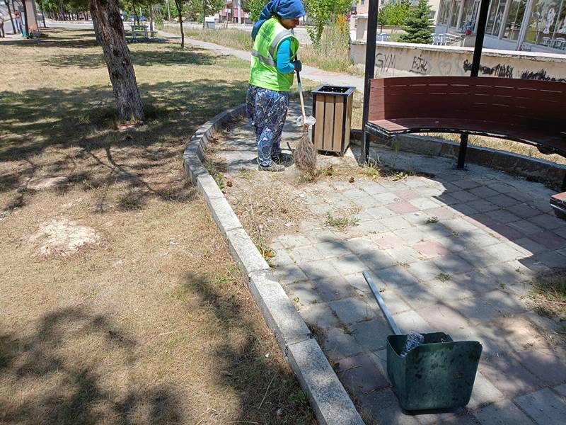 Kütahya Dumlupınar Mahallesi’nde Kapsamlı Temizlik Çalışması (5)