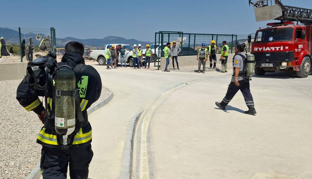 Kütahya Emet'teki Borik Asit Fabrikasında Yangın (5)