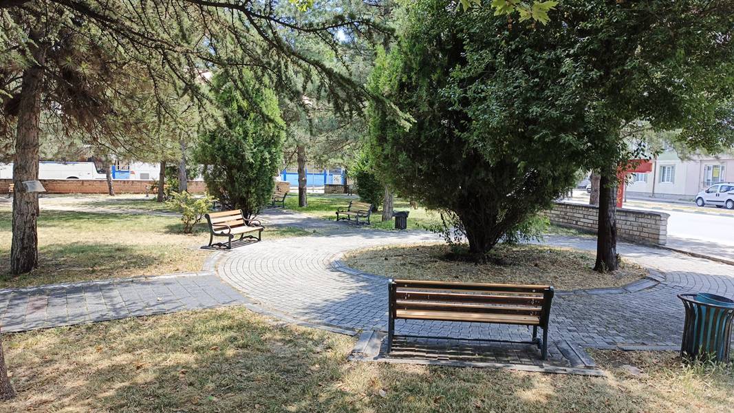 Kütahya'da Dumlupınar Mahallesinde Sokaklar Yıkanarak Temizlendi (3)