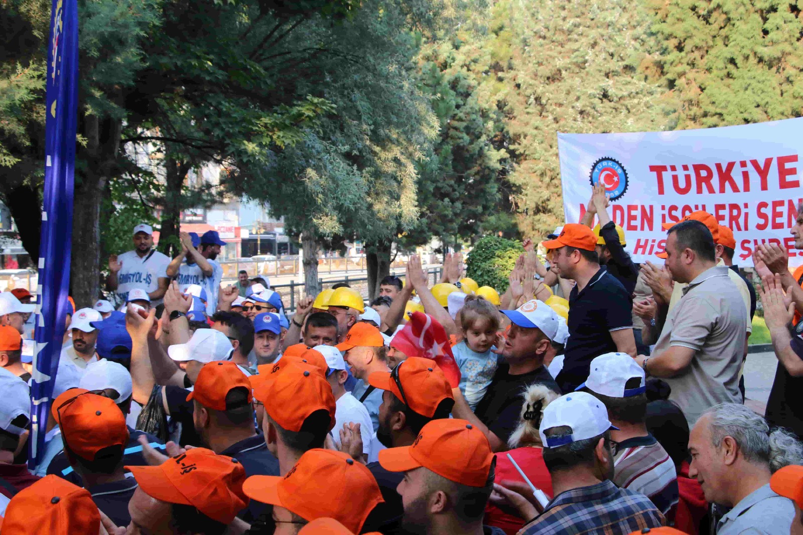 Kütahya’da Kamu Işçilerinden Maaş Eylemi3