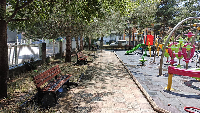 Kütahya’da Mahallelerde Parklar Yıkandı, Temizlendi (4)