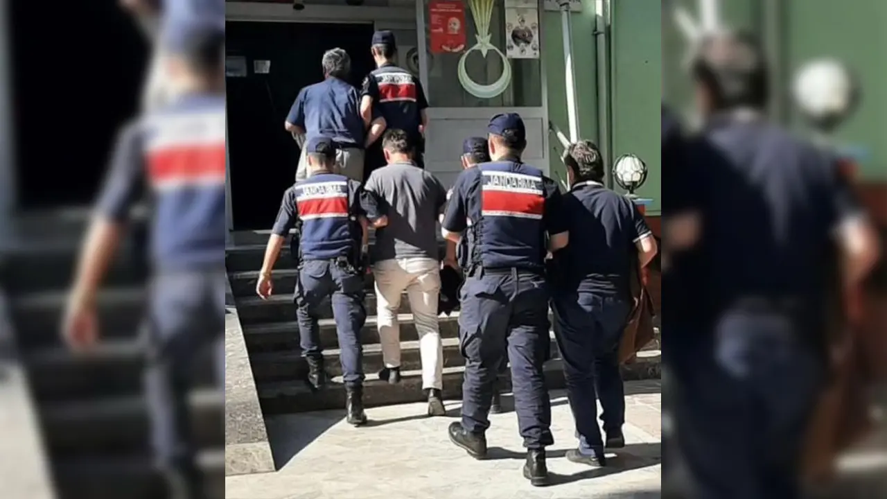 Kütahya'da Muhtar Ve Azalarına Zimmet Operasyonu3