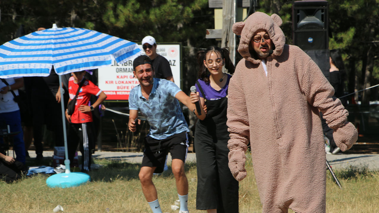 Kütahya’da Orman Yangınlarına Tiyatro Ile Dikkat Çektiler3