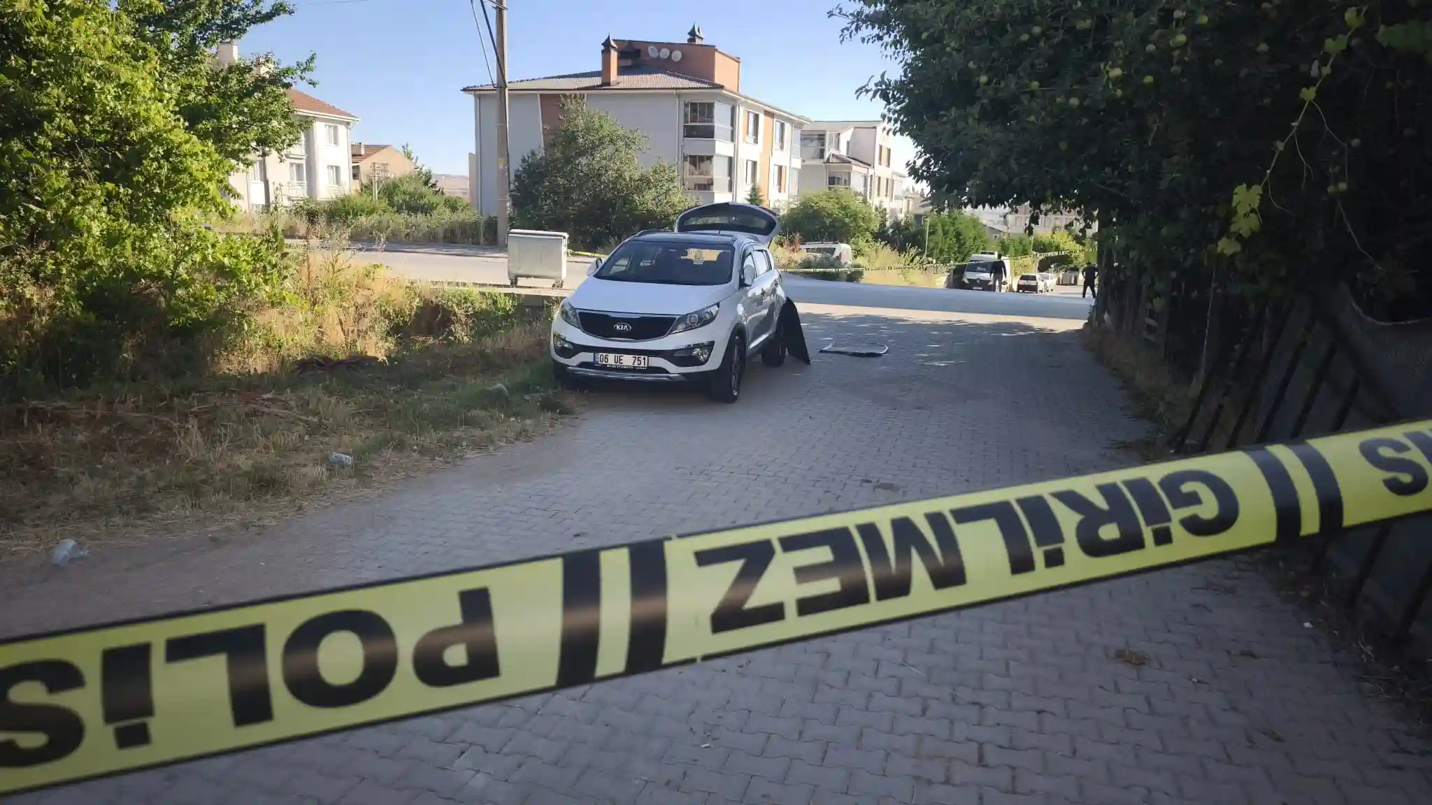 Kütahya’da Otomobilden Yayılan Gaz Kokusu Alarma Geçirdi (4)