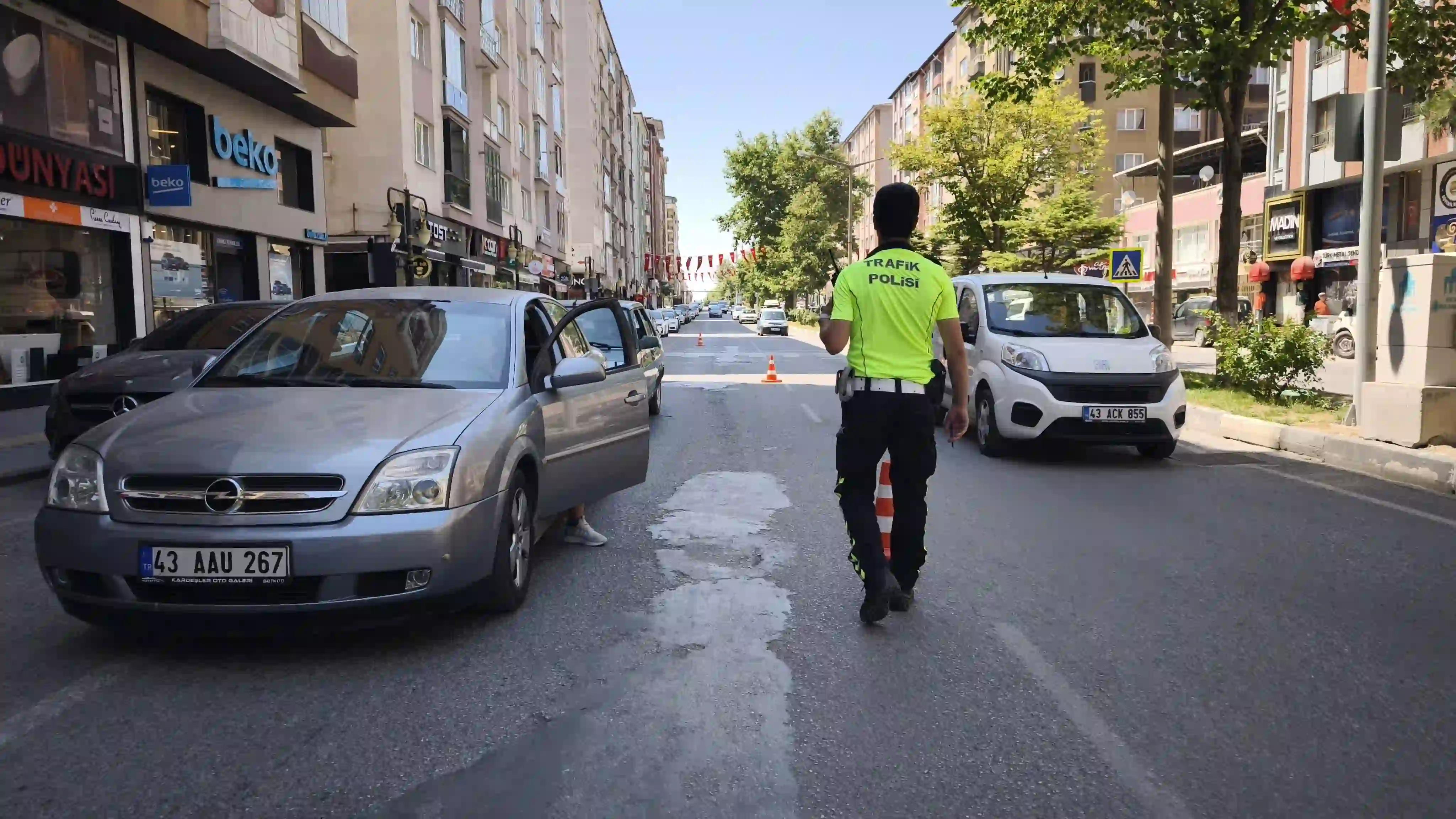 Kütahya’da Polis Ekiplerinden Kemer Denetimi 2