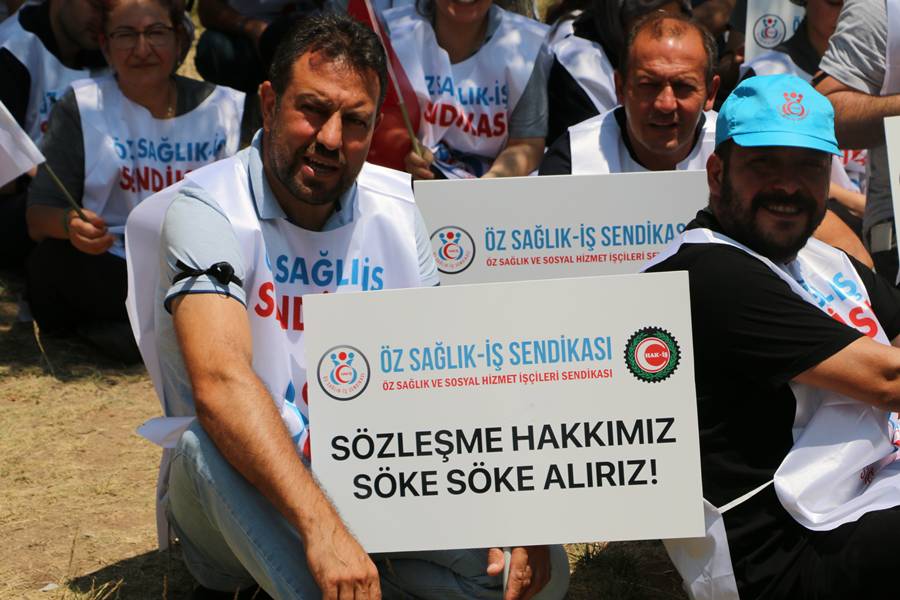 Kütahya’da Sağlık Çalışanlarından “Zam” Eylemi (3)