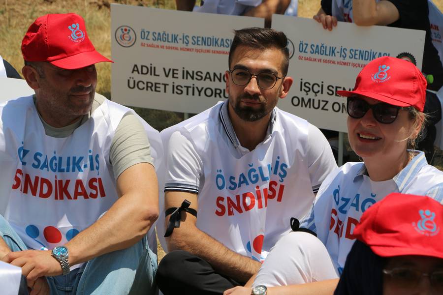 Kütahya’da Sağlık Çalışanlarından “Zam” Eylemi (4)