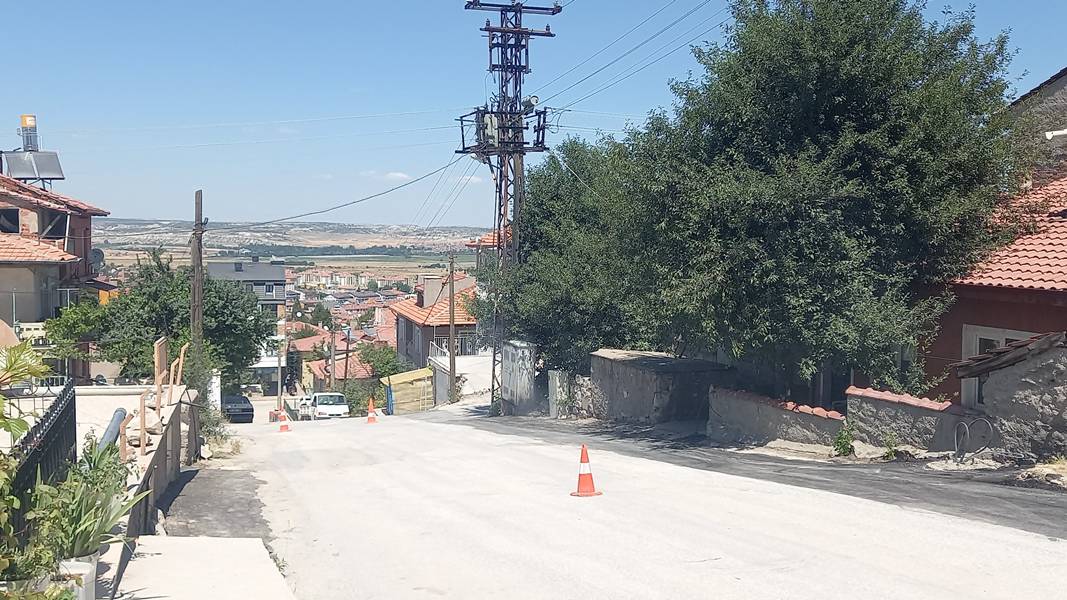 Kütahya’da Trafo Yangını Söndürüldü (2)