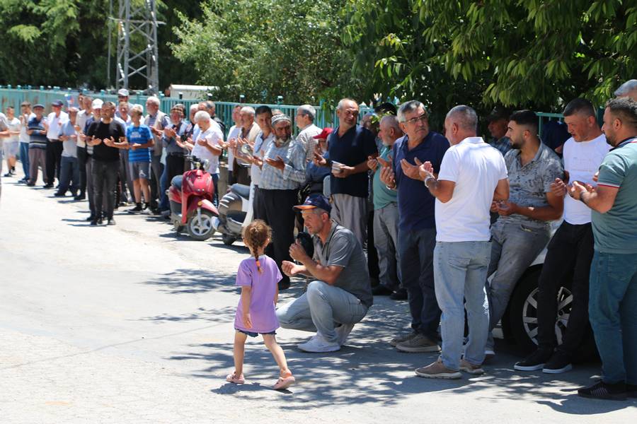 Kütahya’da Yaklaşık 2 Bin Kişi Yağmur Duasında Buluştu (4)