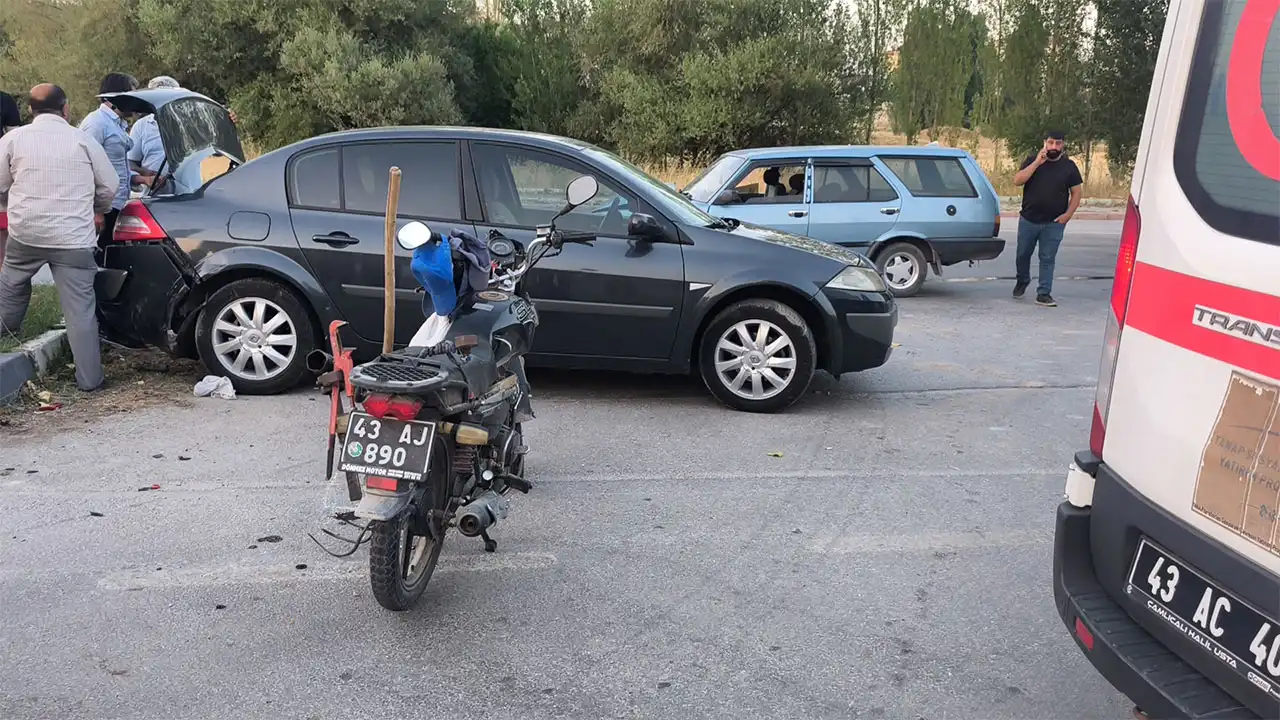 Kütahya’da Zincirleme Kaza, 3 Yaralı 6