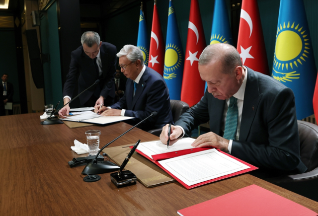 Türkiye Ile Kazakistan Arasında 20 Yeni Anlaşma Imzalandı