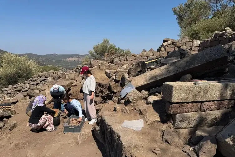 Aigai Antik Kenti’nde Demeter Tapınağı Bulundu (3)