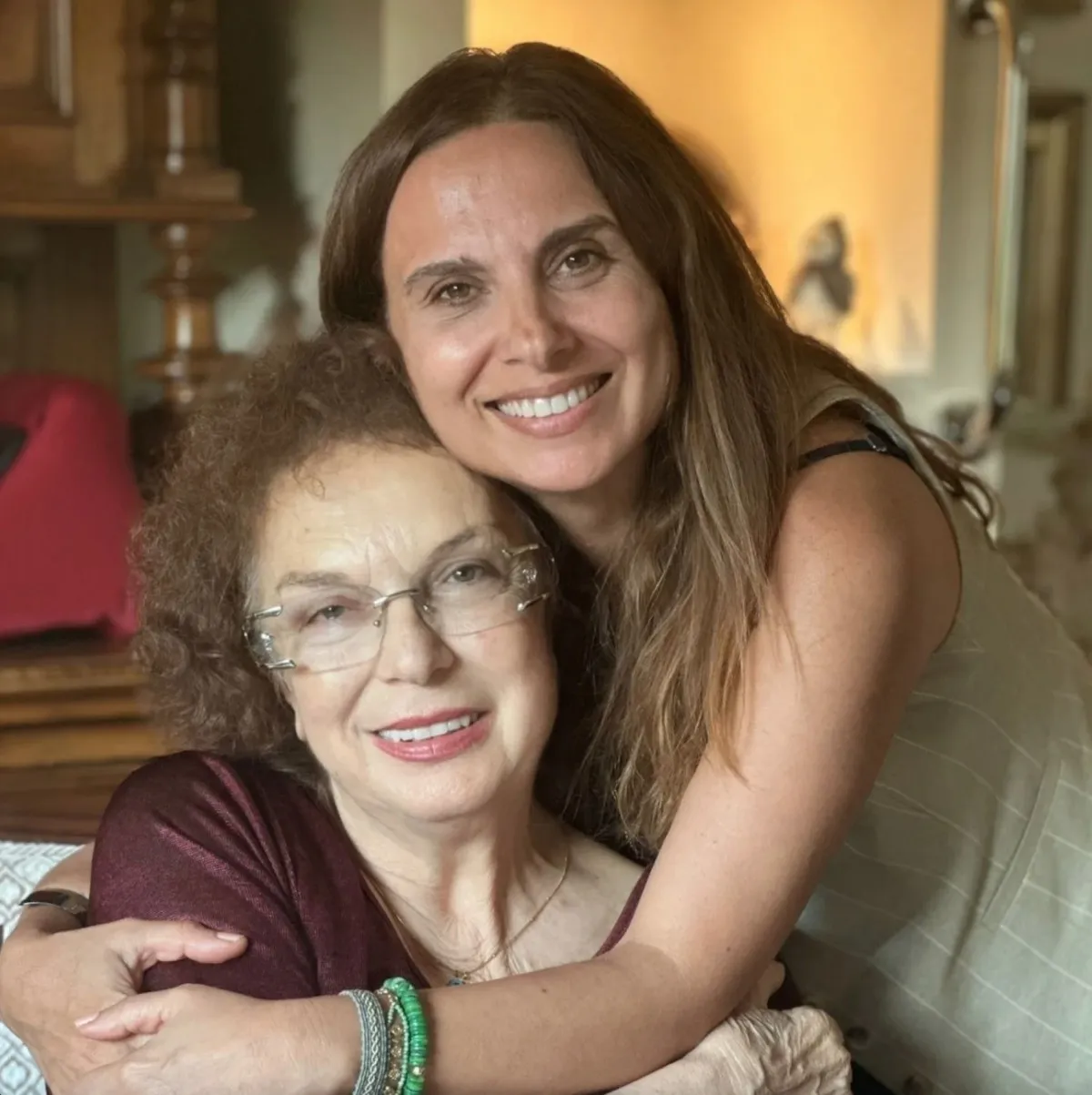 Asmalı Konak Oyuncuları Yıllar Sonra Buluştu